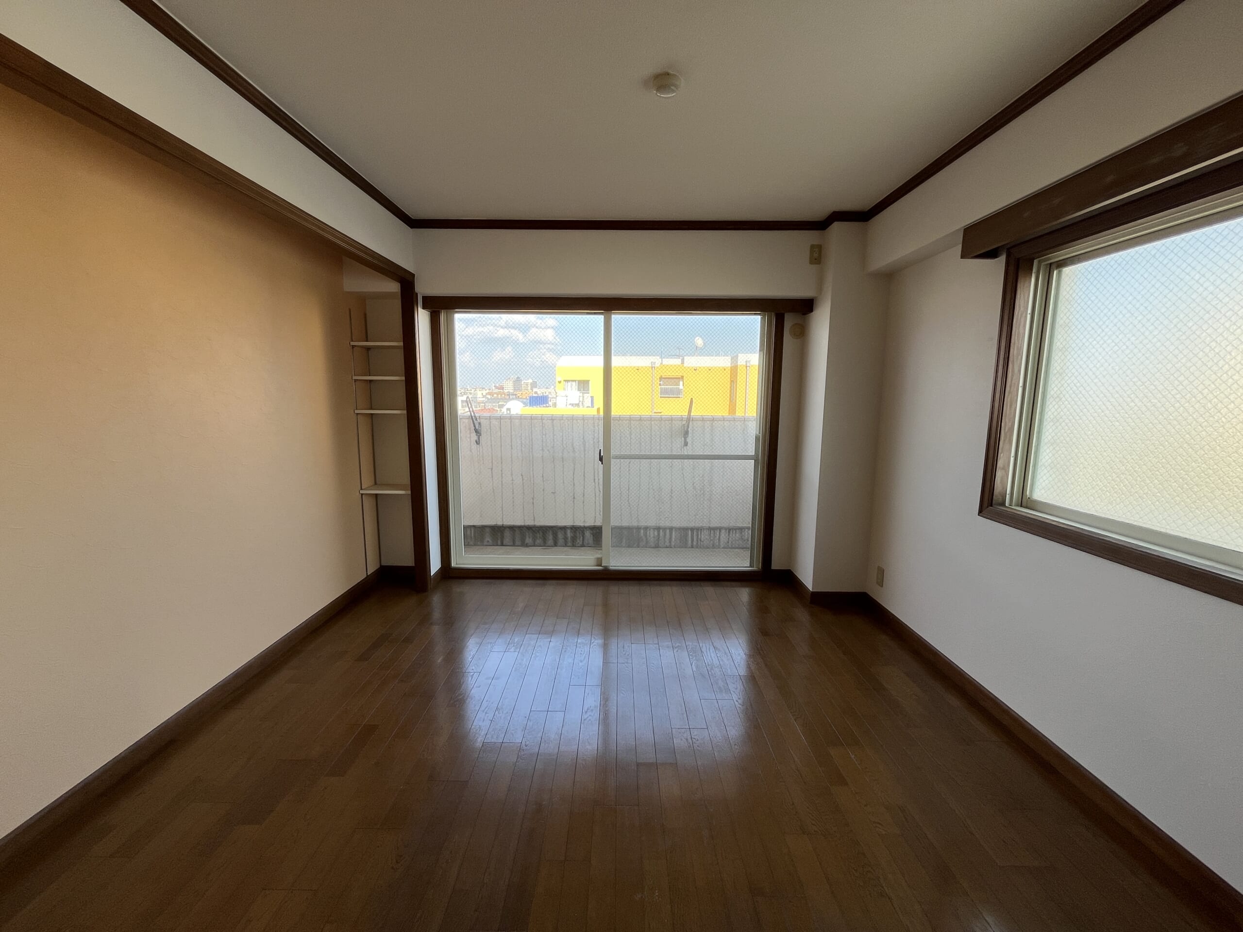 【専任】イルシオンド芦屋