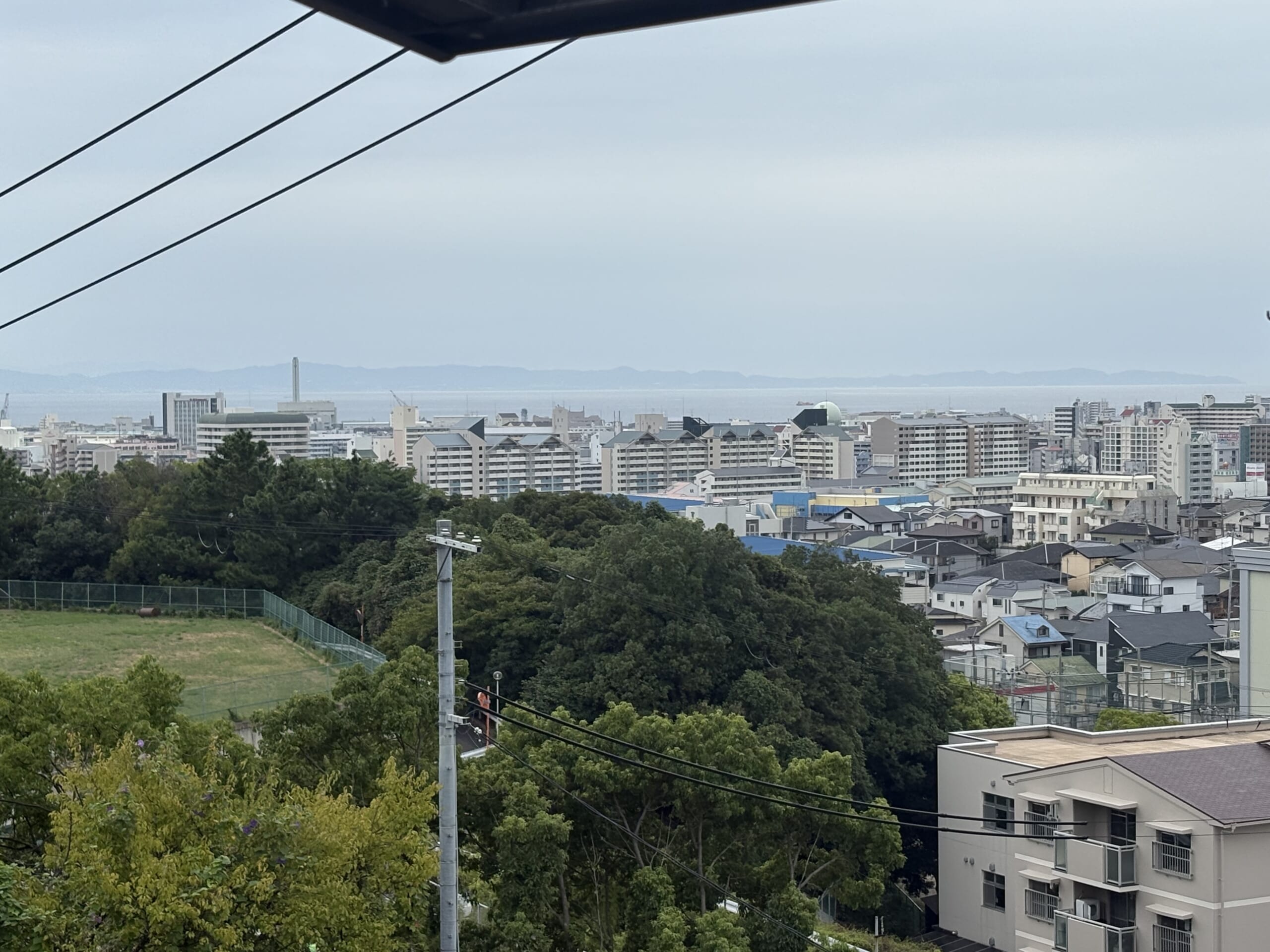 長田区重池町2丁目　堀込車庫付中古一戸建