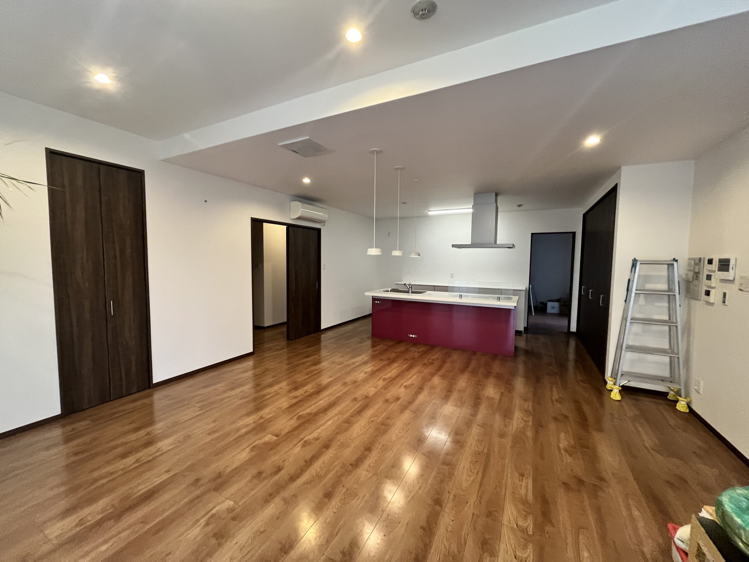 東難波町三丁目店舗事務所