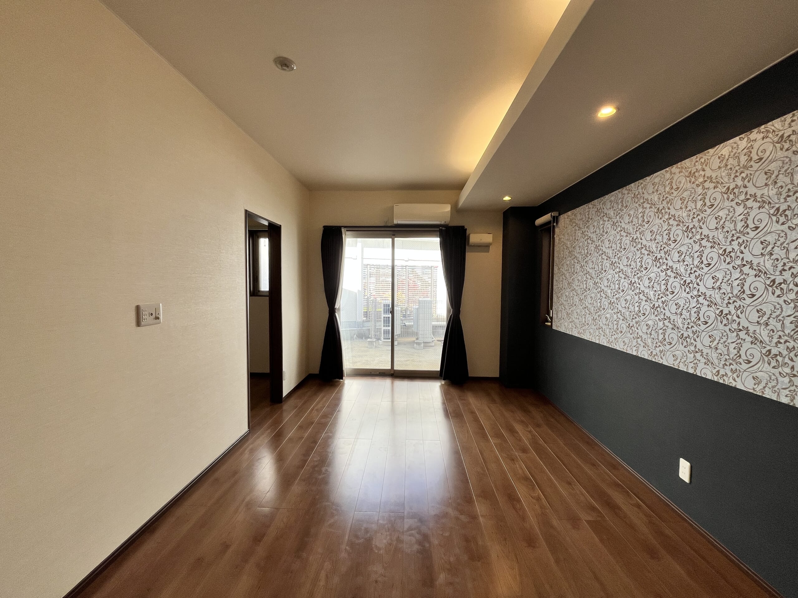 東難波町三丁目店舗事務所