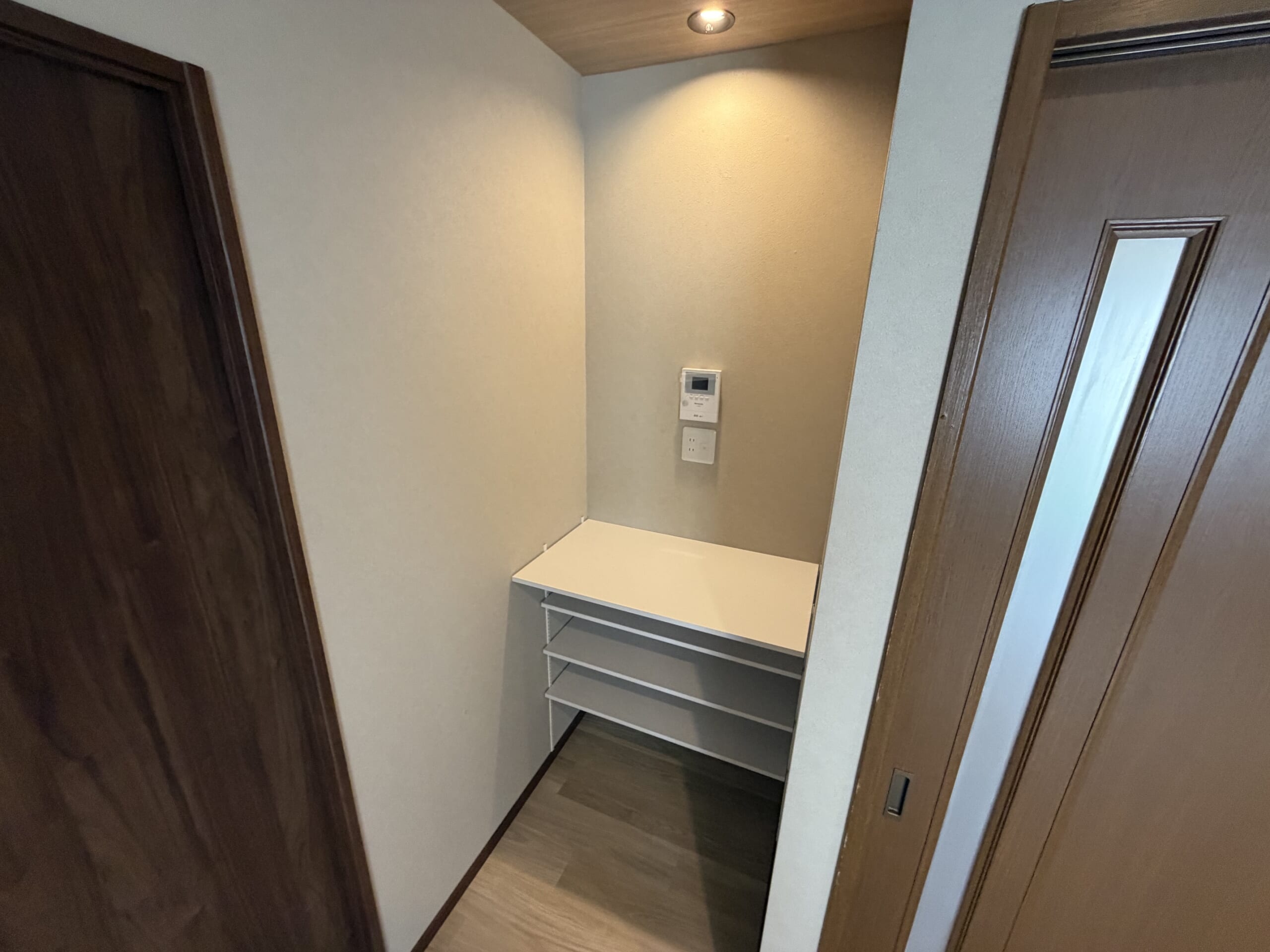 兵庫区都由乃町1丁目（リノベーション済）カースペース付中古一戸建