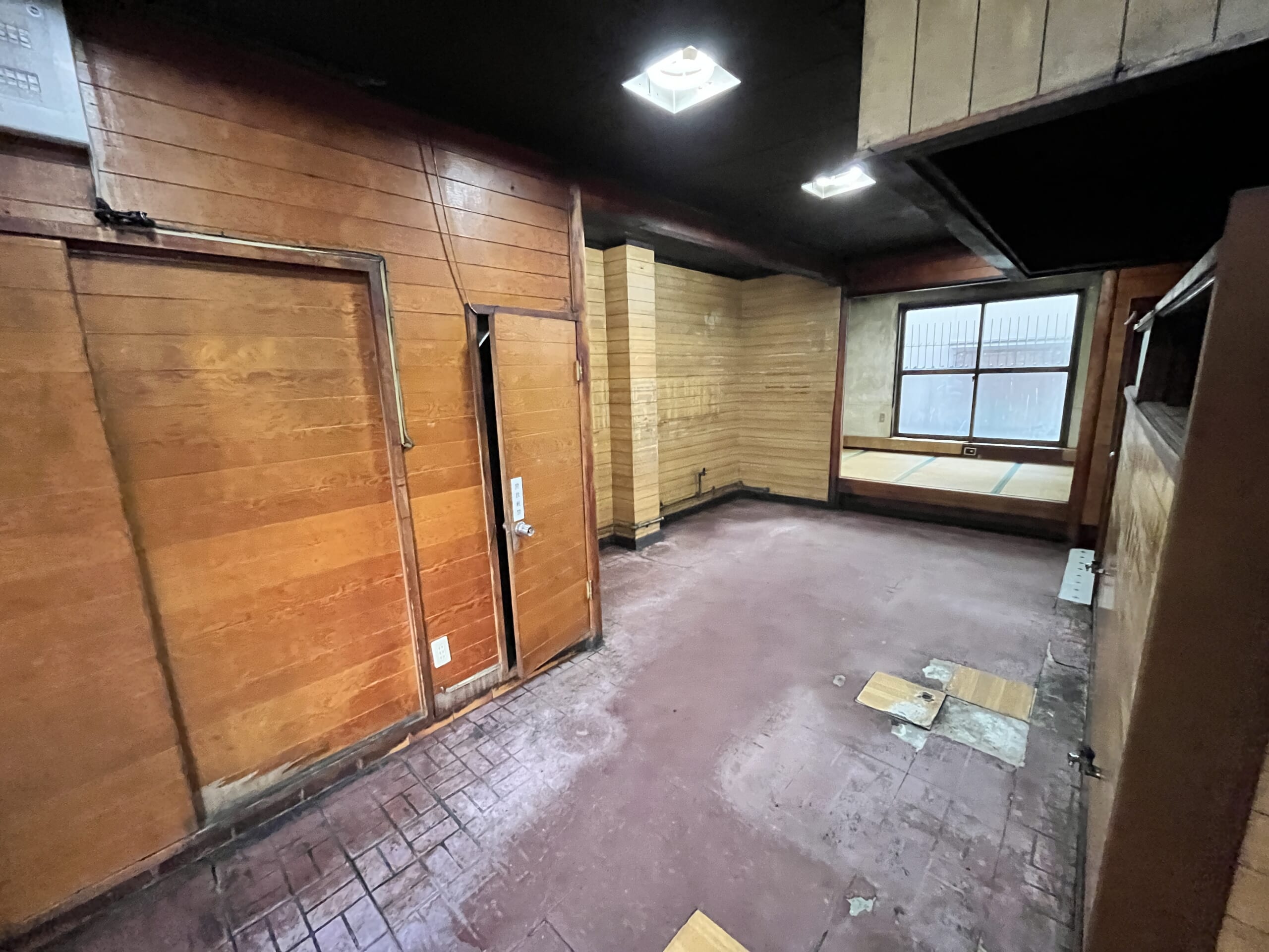 湊川町三丁目貸店舗